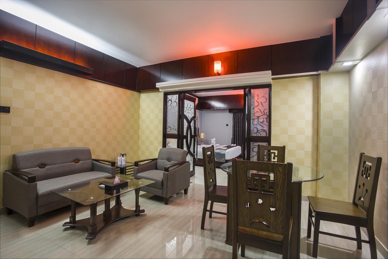 Momo Inn Bogra Exteriér fotografie