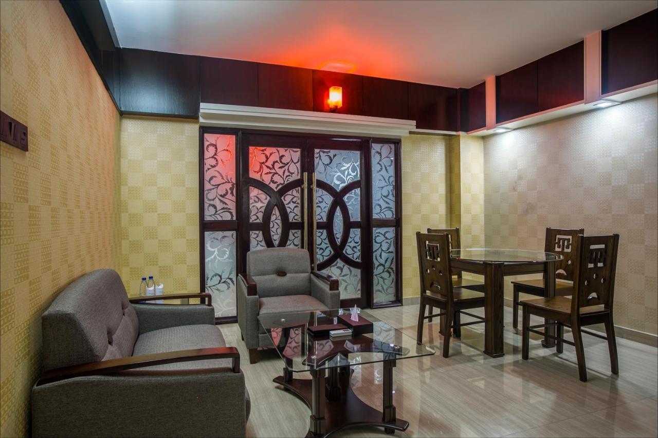 Momo Inn Bogra Exteriér fotografie