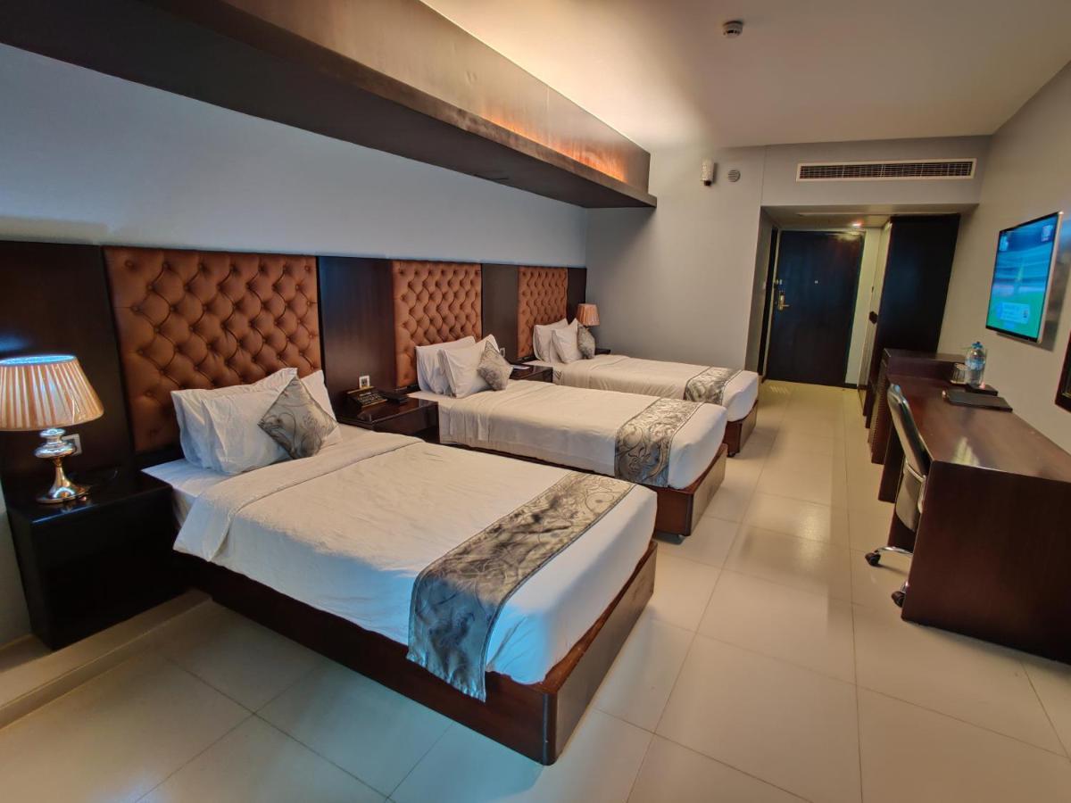 Momo Inn Bogra Exteriér fotografie